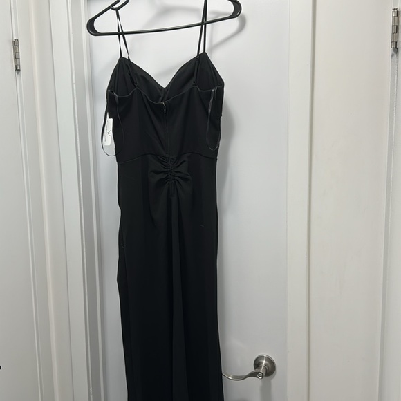 Windsor Long Black Dress - Picture 6 of 7